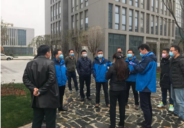 集团党委委员、副总经理周云一行深入“两园”部署防控