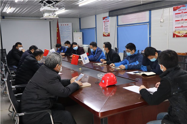 集团副总经理胡许亮现场调度同兴达项目入驻问题