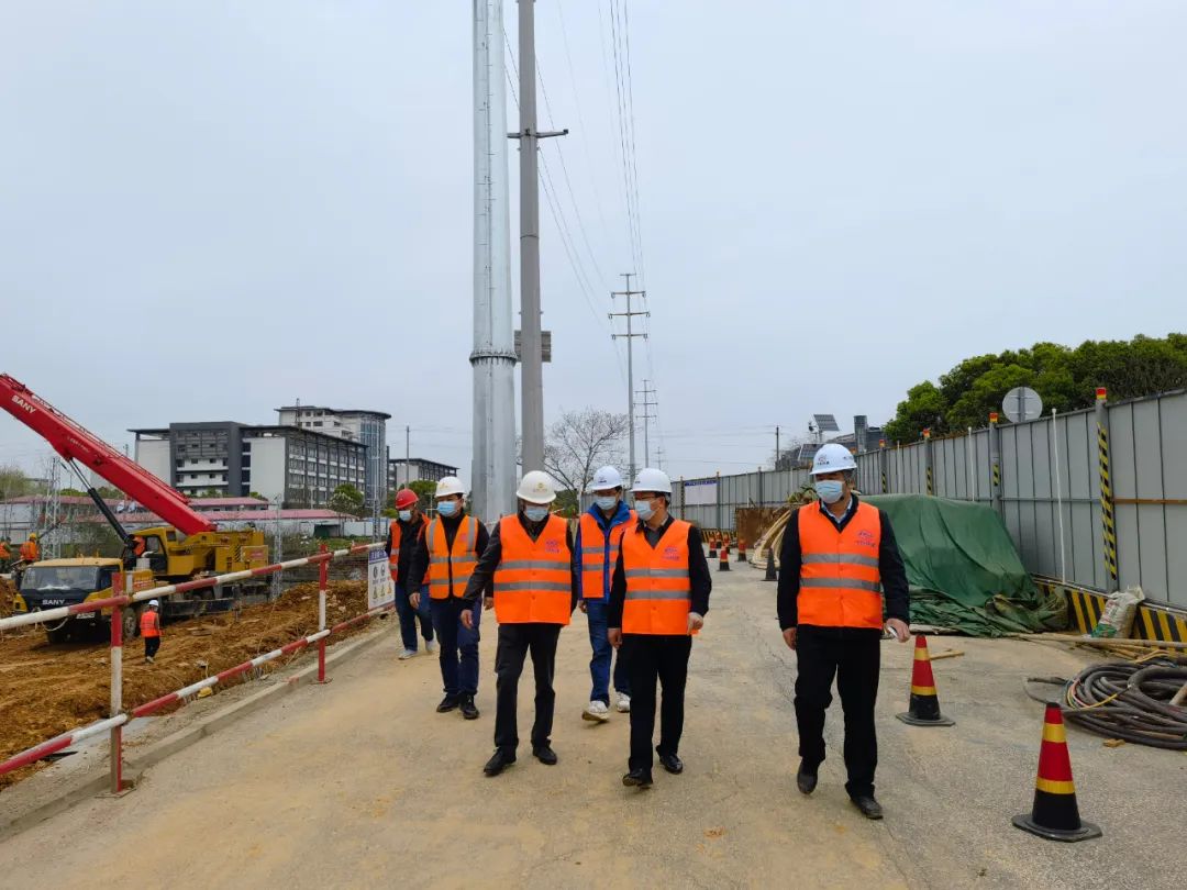 胡许亮调度集团重大重点项目疫情防控工作